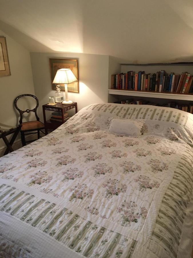 The Old Rectory Bed & Breakfast 阿伯加文尼 外观 照片