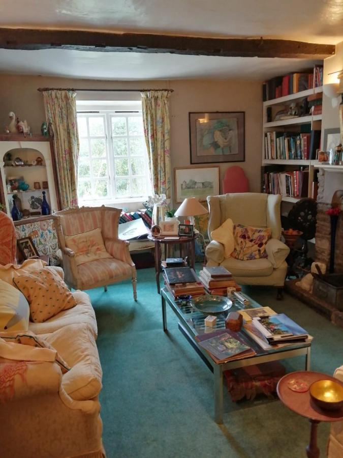 The Old Rectory Bed & Breakfast 阿伯加文尼 外观 照片